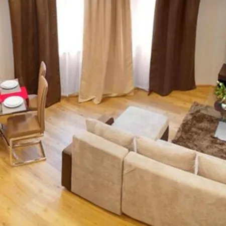 Absynt Old Town Deluxe ホテル *